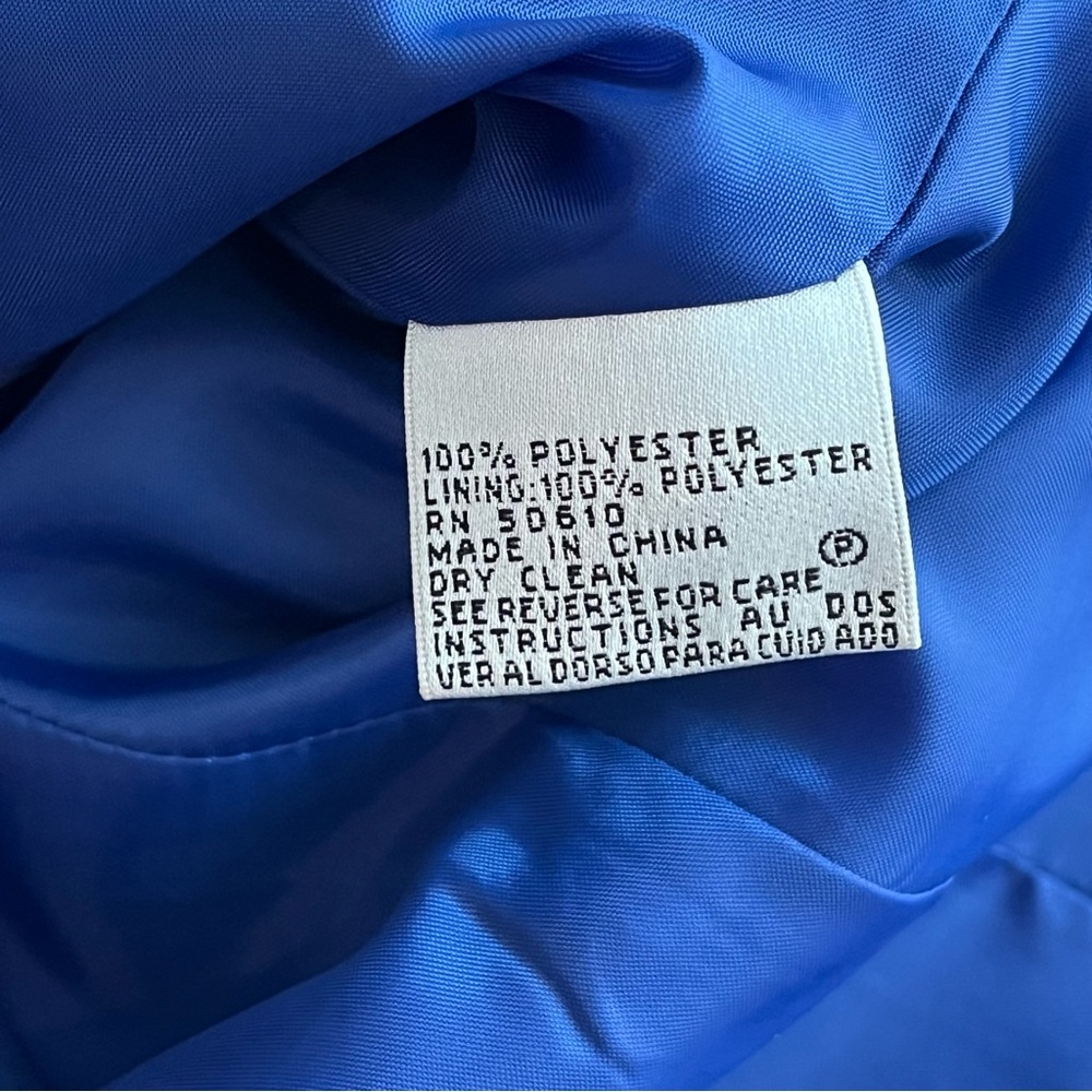 Le Suit Petite Royal Blue Ruffle Skirt Suit Size 4P - Picture 12 of 12